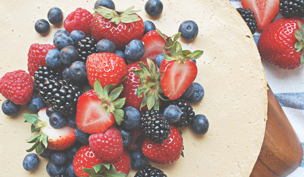 siggi's Icelandic-style yogurt: skyr - Cheesecake w/ Coconut-Almond Crust