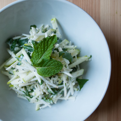 Salade croquante de céleri-rave et pommes