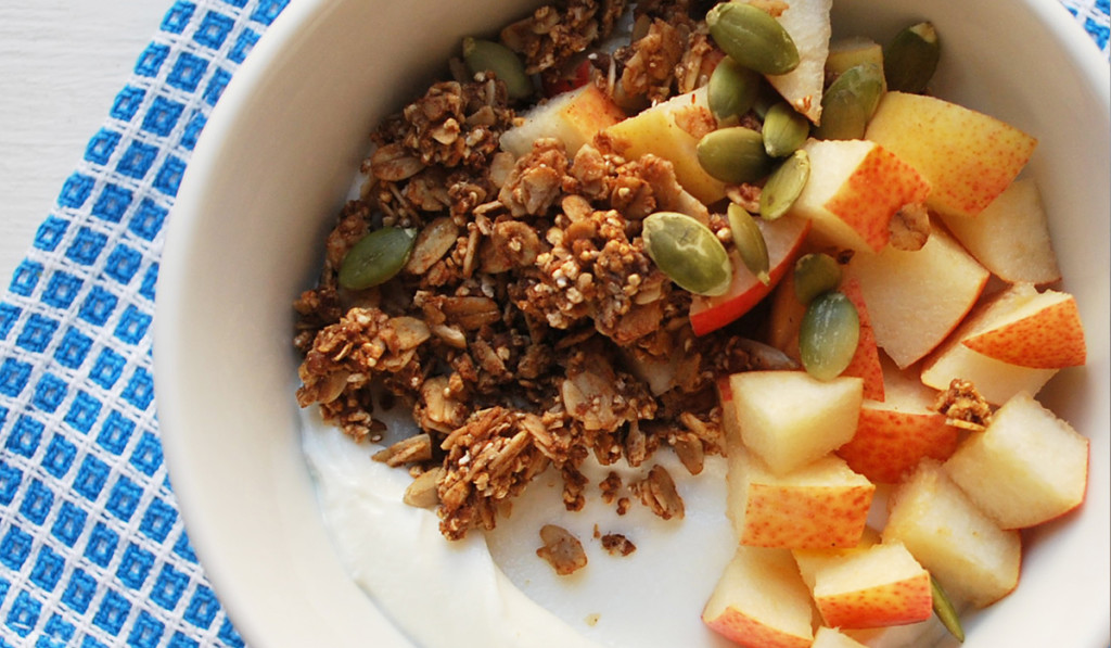 siggi's Icelandic-style yogurt: skyr - Vanilla Yogurt Parfait with Granola, Pears and Pumpkin Seeds